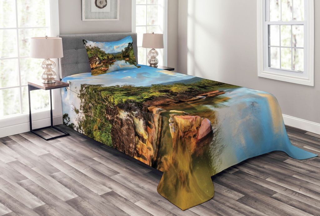 

ABAKUHAUS Тропическое покрывало с видом на реку Джунгли, комплект со моющимися наволочками, для односпальных кроватей 170 х 220 см, разноцветный