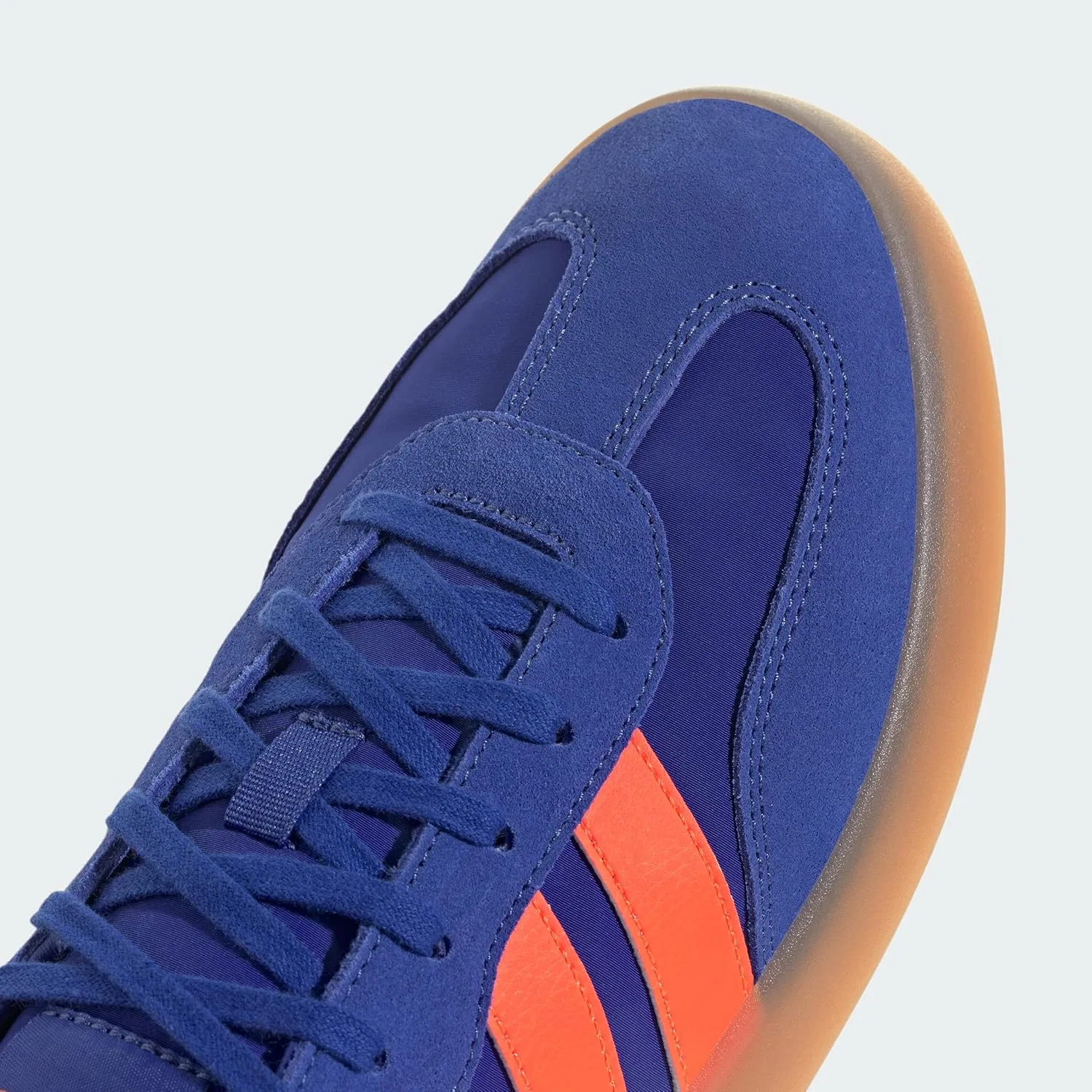 Женские кроссовки Adidas Barreda — фото 2