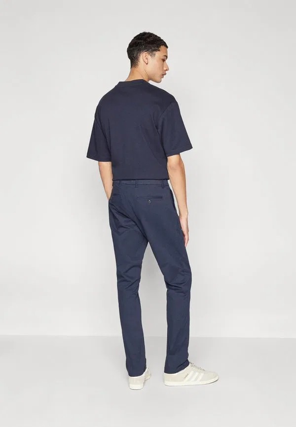 Узкие спортивные брюки-чинос из эластичной ткани Gap, New Classic Navy — фото 3