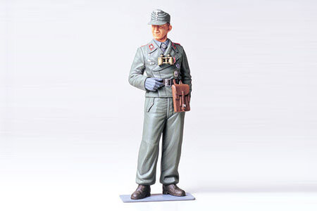 

Фигурка танкиста вермахта Tamiya