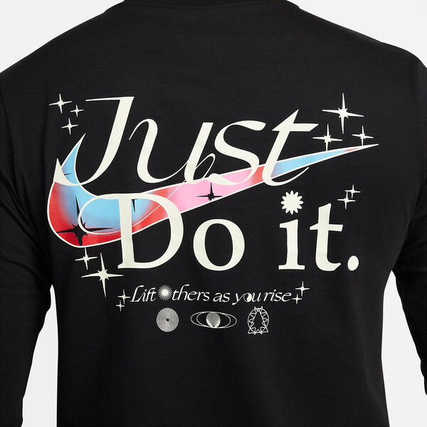 Толстовка Nike Sportswear Long Sleeve T-shirt 'Black', черный — фото 3