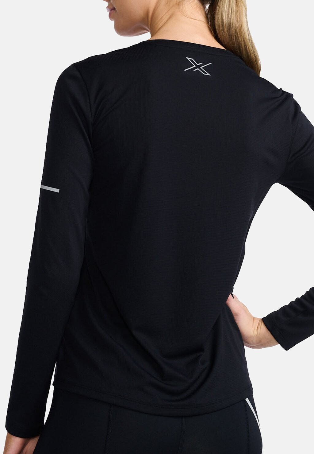 

Топ с длинными рукавами AERO 2XU, черный