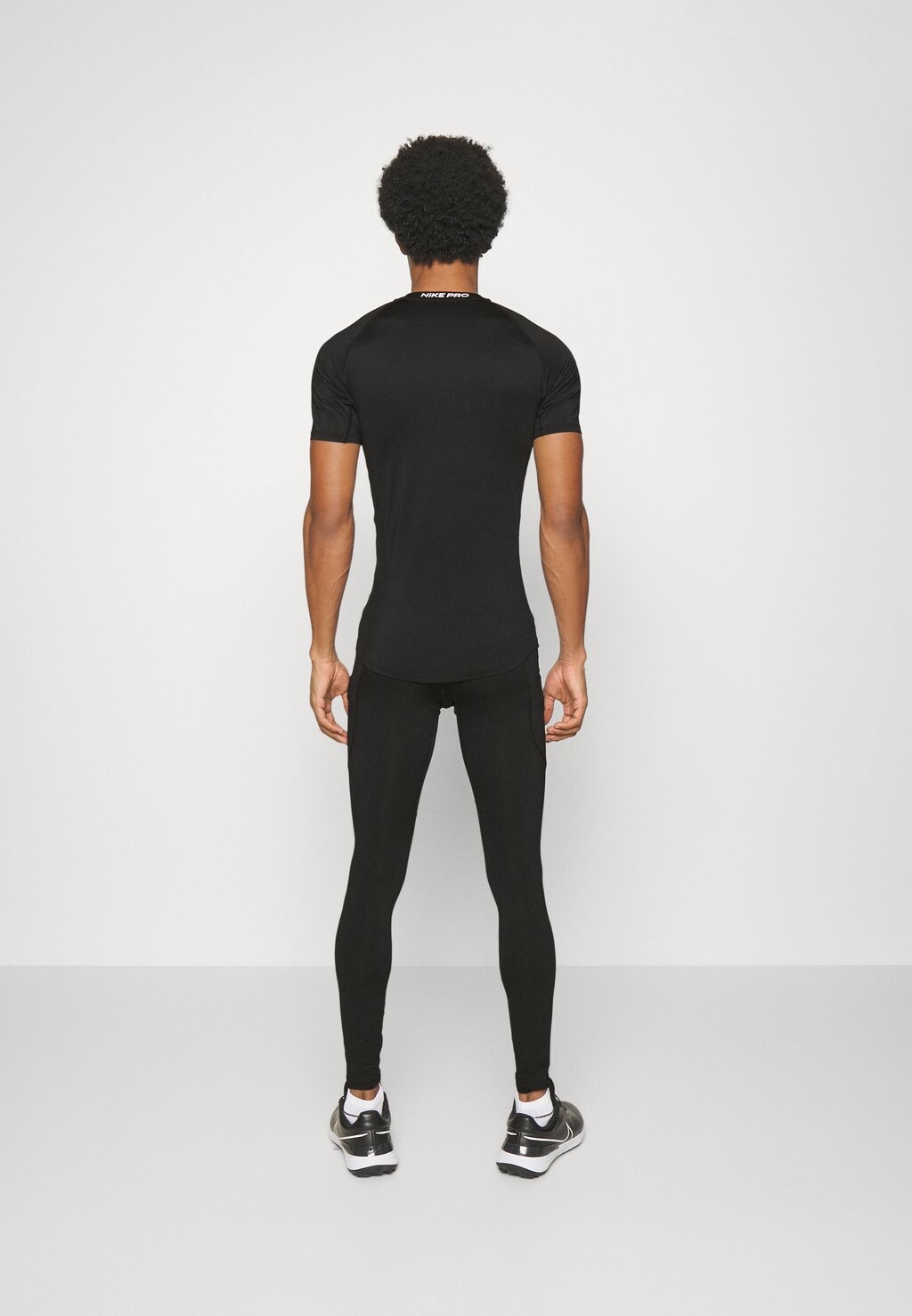 Спортивные брюки Nike M NP WARM TGHT, цвет Black/(White) — фото 3