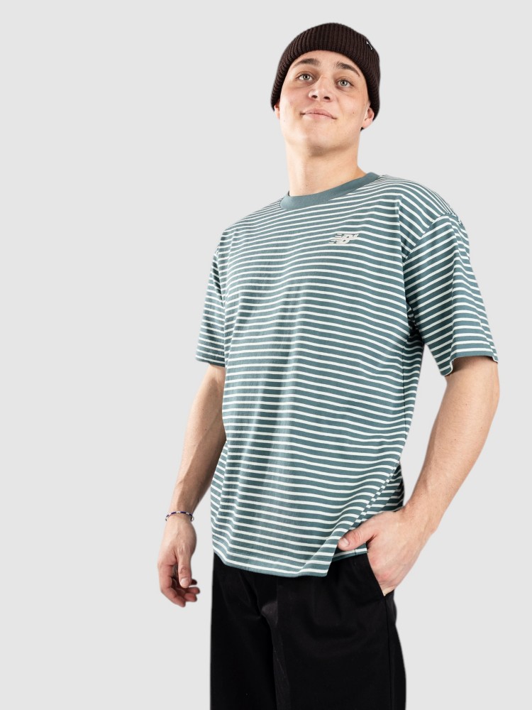 

Футболка New Balance Numeric Thin Stripe T-Shirt, new spruce