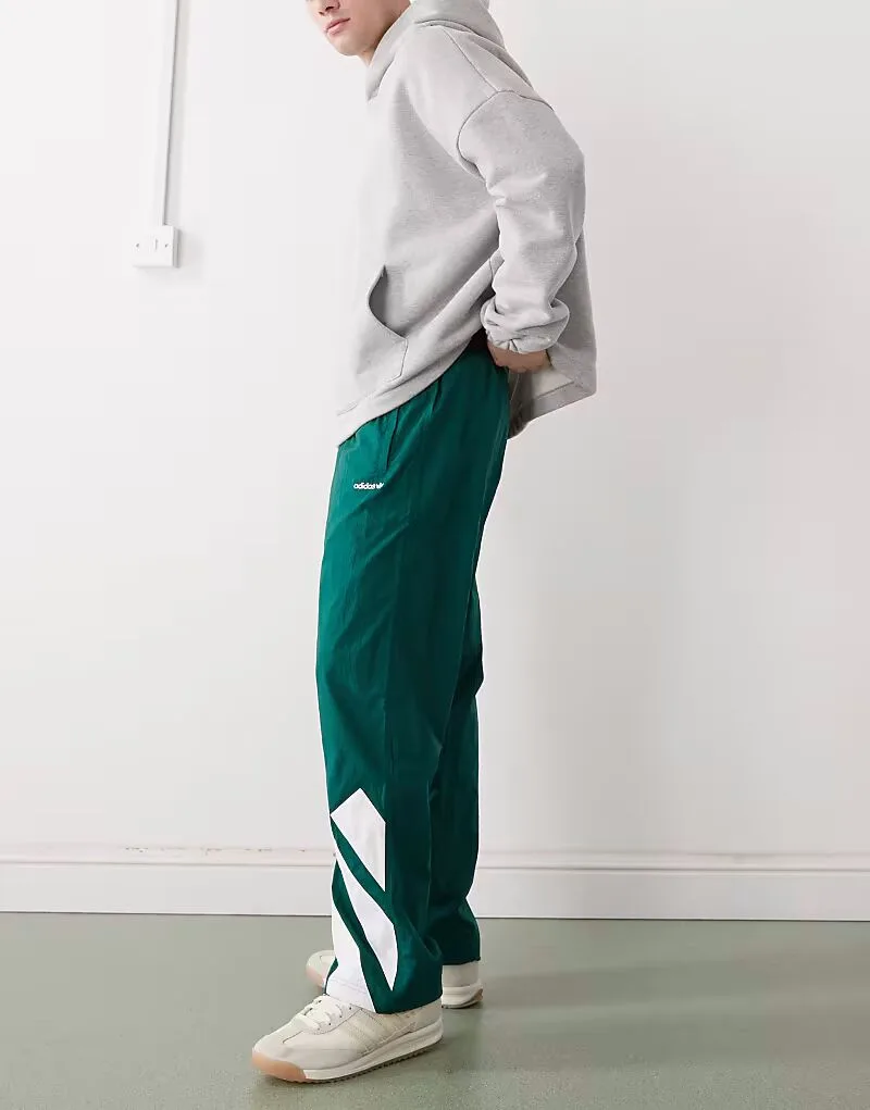 Спортивные брюки Adidas Originals Adicolor с контрастными вставками, зелено-белого цвета — фото 3