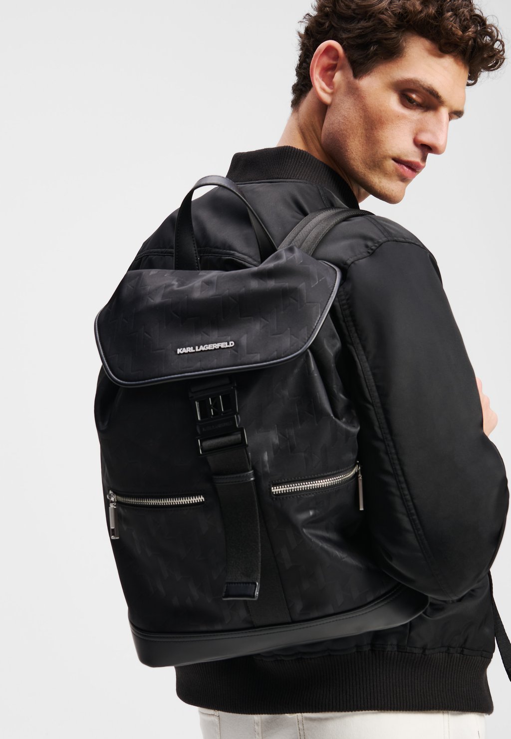 

Рюкзак MONOGRAM TONAL BACKPACK KARL LAGERFELD, черный