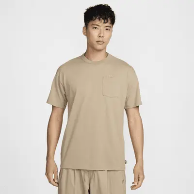

Футболка Nike Sportswear Premium Essentials, хаки