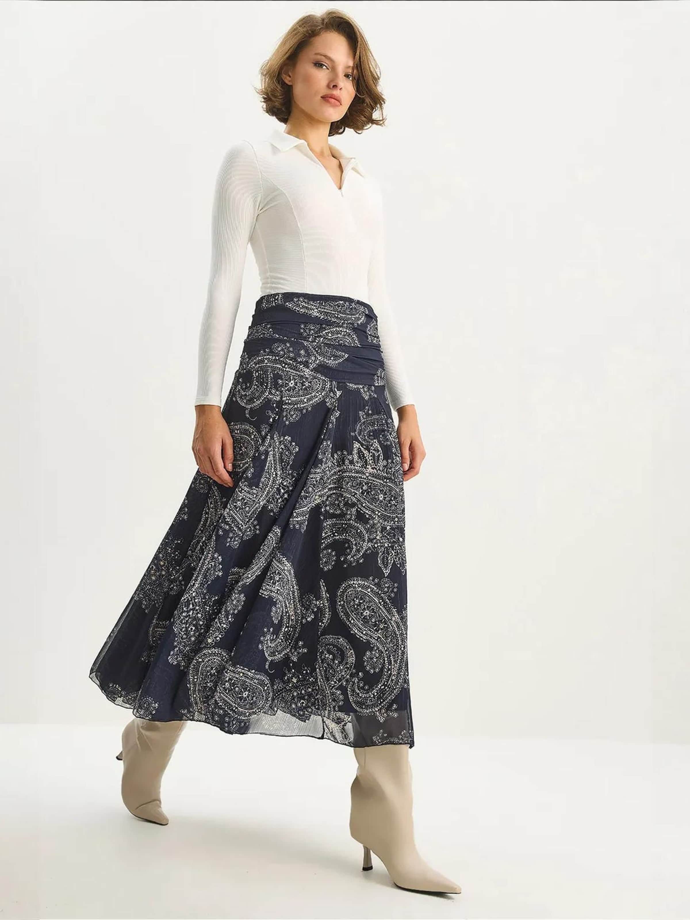 

Bianco Lucci Юбка в морском синем