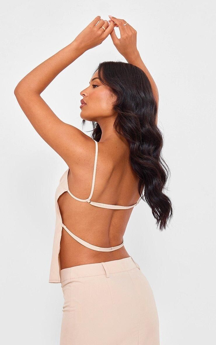 

Топ с открытой спиной Tall Stone PrettyLittleThing, белый
