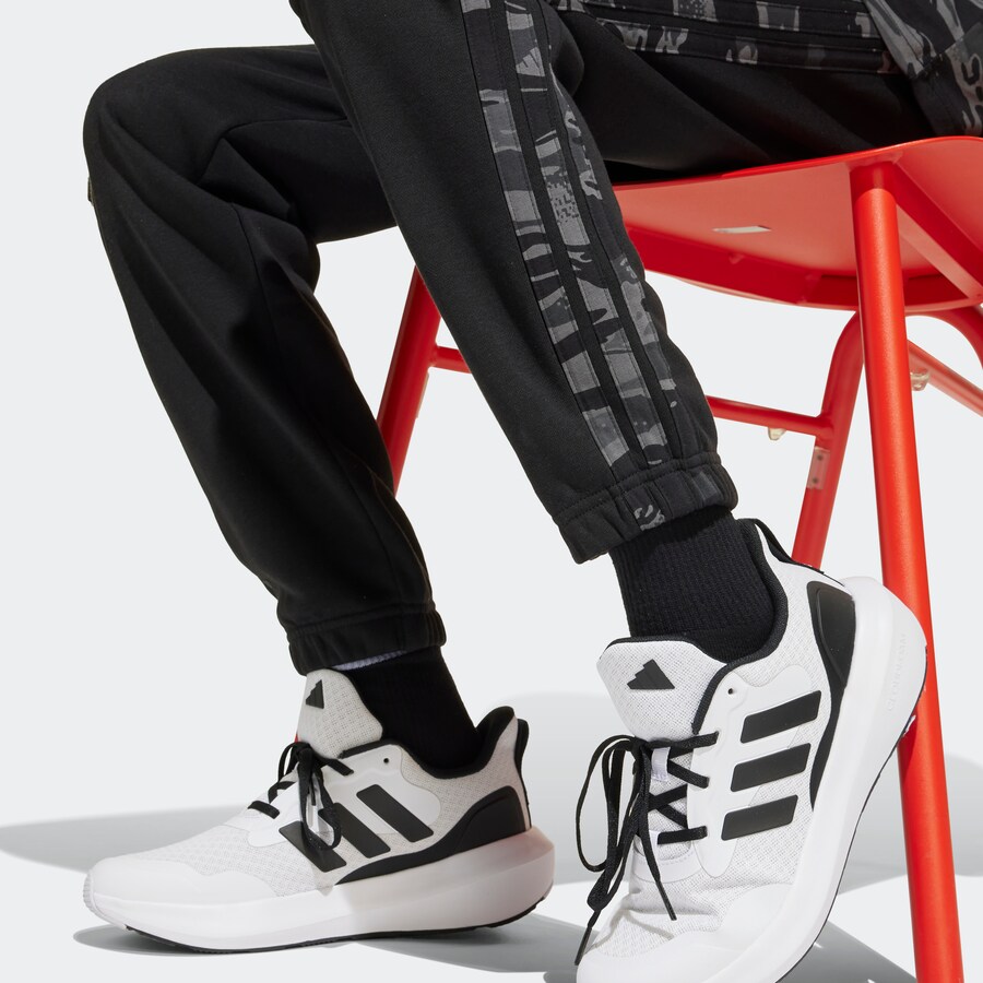 Зауженные тренировочные брюки ADIDAS SPORTSWEAR Essentials, черный — фото 4