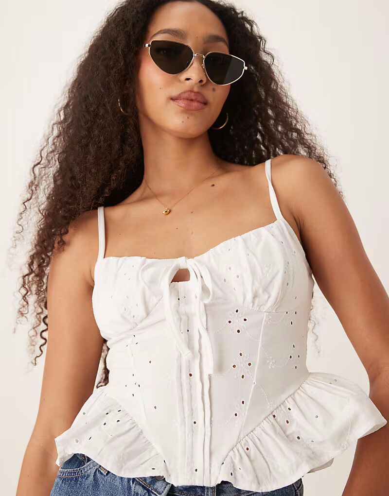 

Топ на бретельках ASOS DESIGN со сборками на груди, баской и завязками спереди