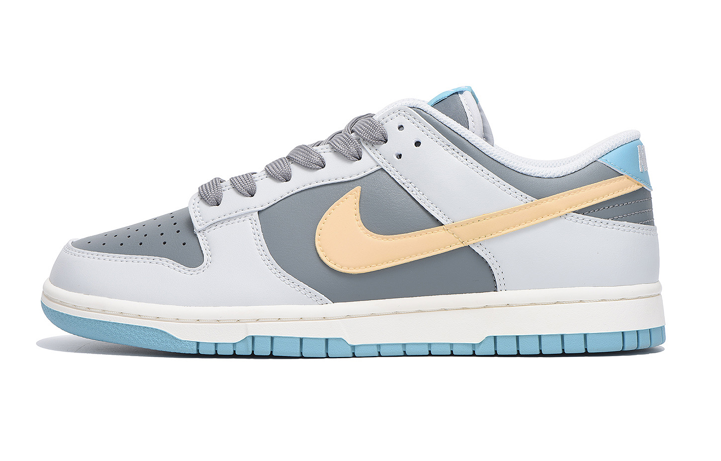 

Nike Кроссовки для скейтбординга Dunk Low Top, мужские, белые, серые