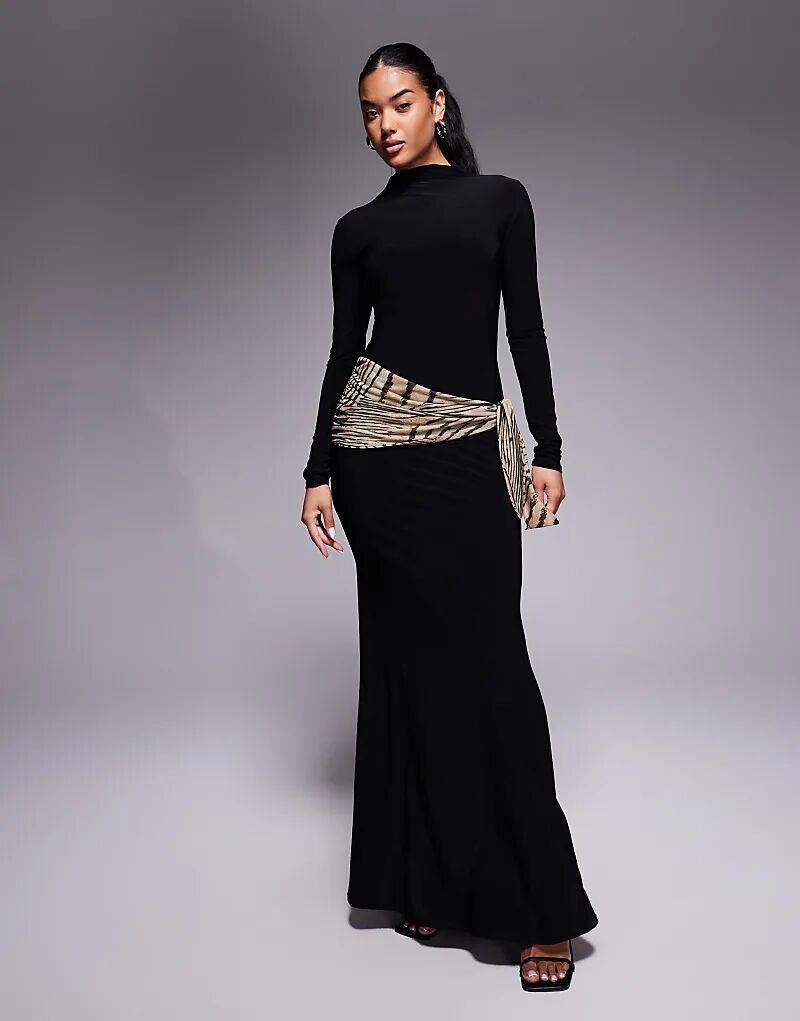 

Платье макси ASOS DESIGN с высоким воротом, открытой спиной и напечатанным шарфом черного цвета