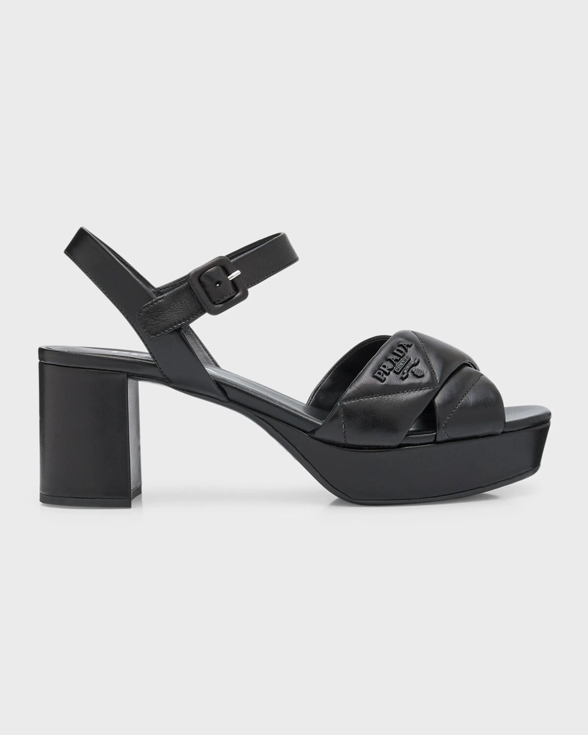 

Стеганые кожаные босоножки на платформе с ремешком на щиколотке Prada, цвет Nero