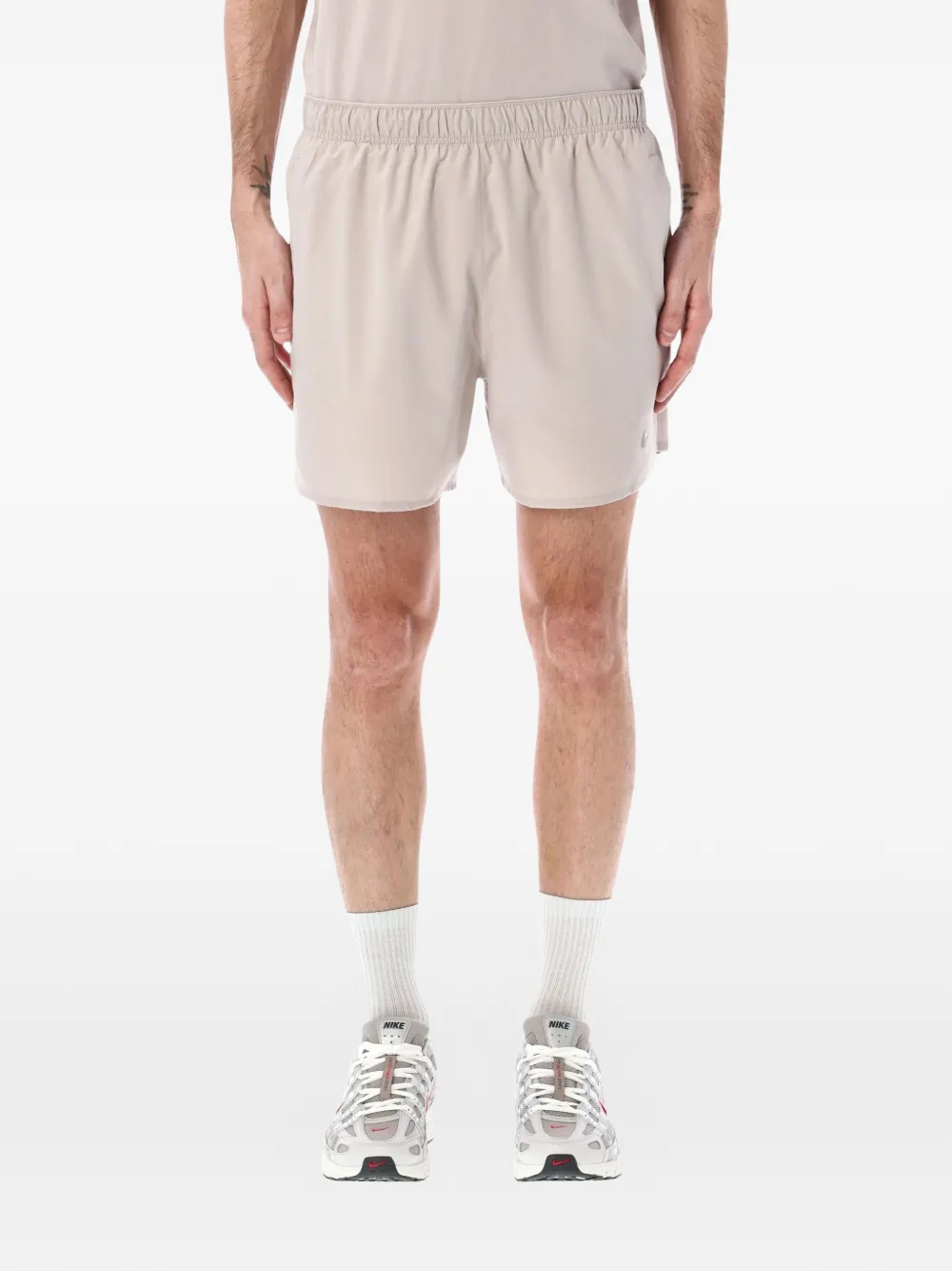 

Беговые шорты с логотипом Nike, бежевый