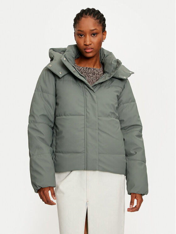 

Пуховик стандартного кроя Vero Moda, зеленый