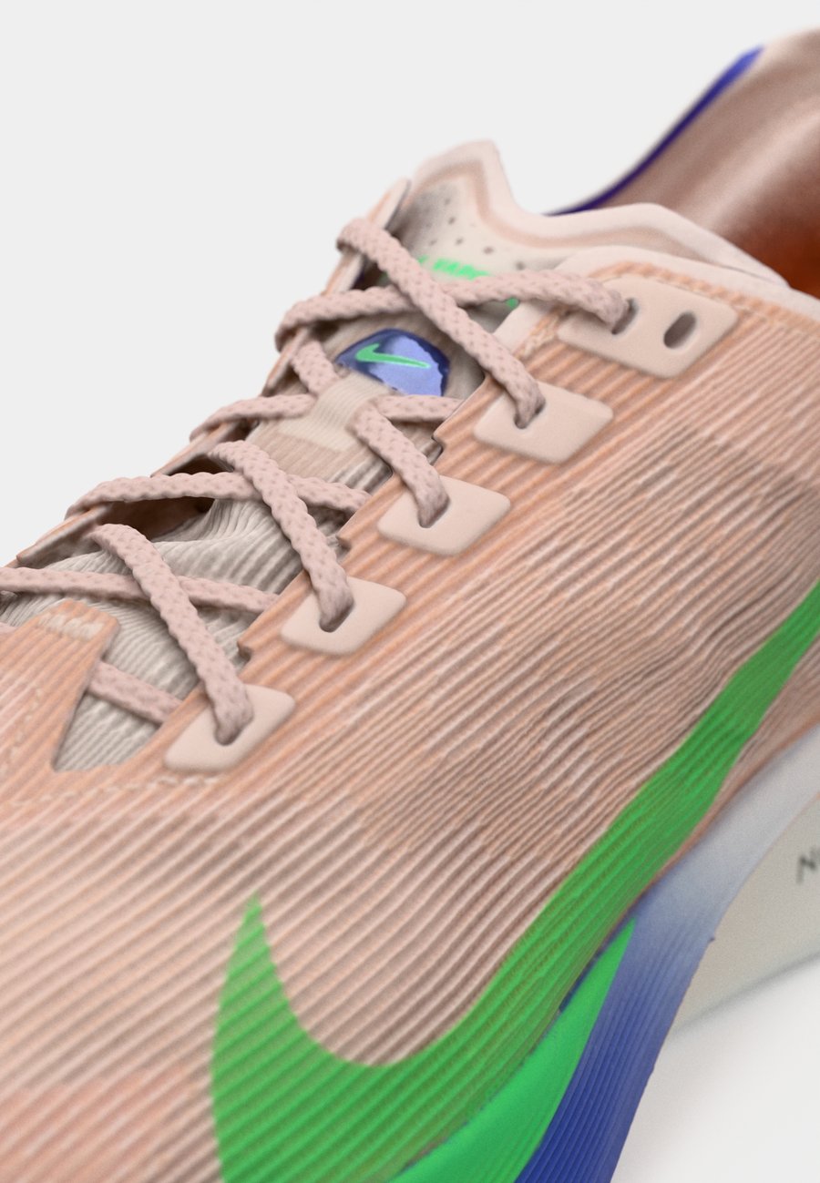 Кроссовки Nike Performance ZOOMX VAPORFLY NEXT% 4 EK, Silt Red/Green Shock/Fire Pink/Bright Ceramic/Persian Violet/Spruce Aura/Red — фото 3