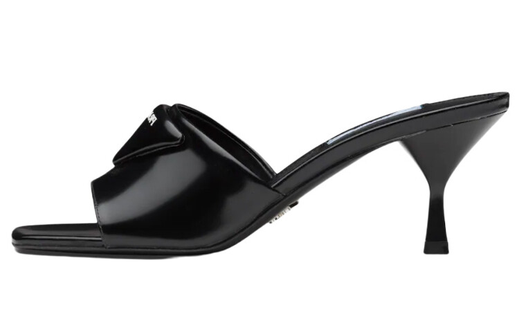 Босоножки женские Prada, черный