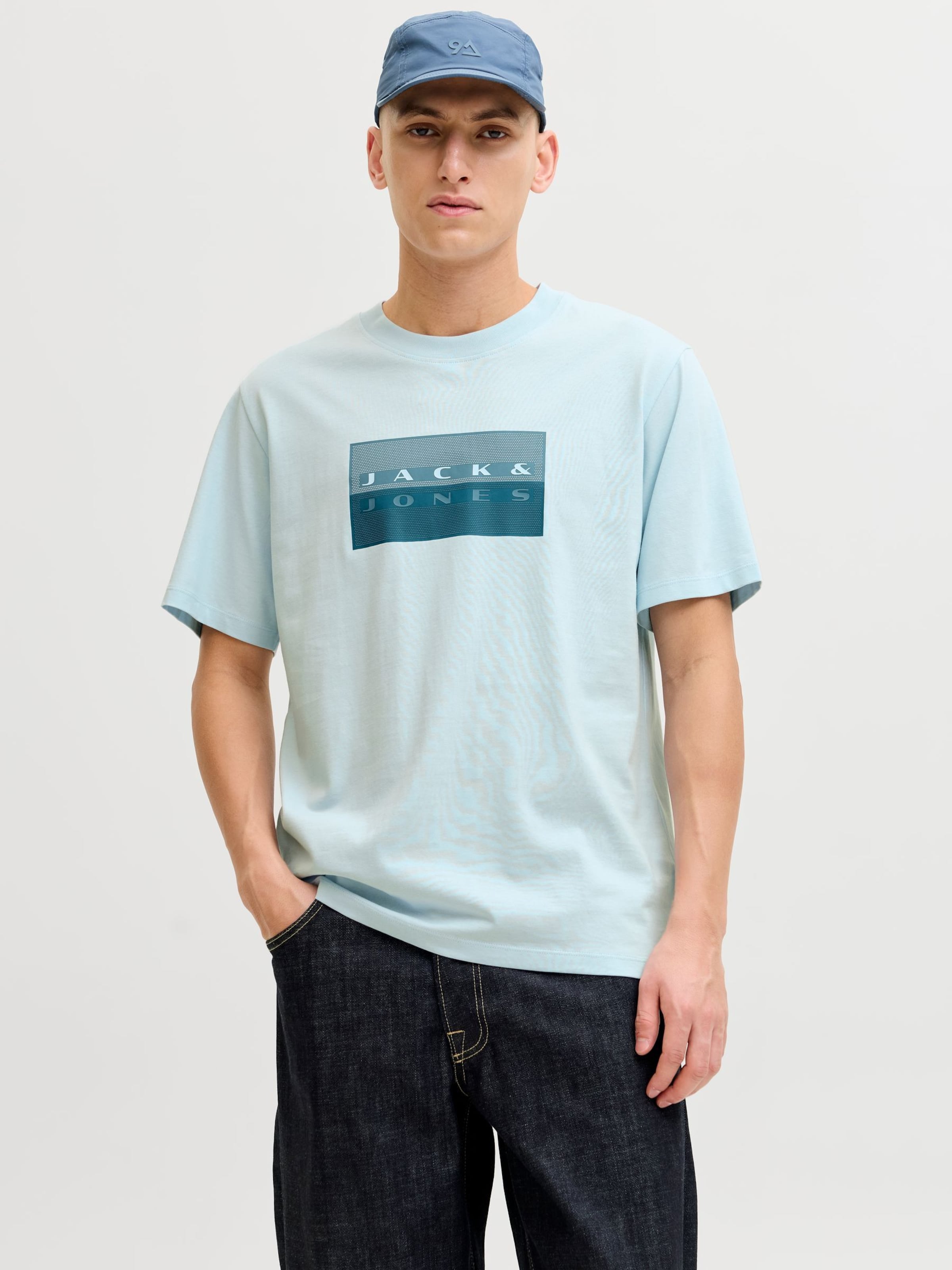 

JACK & JONES Футболка 'JCOFusion' в цветах Blue, Azure, Pastel Blue