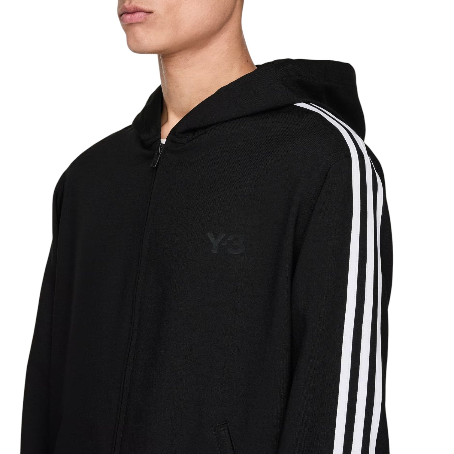 Спортивная куртка Adidas Y-3 с капюшоном и тремя полосками, черная, модель — фото 3
