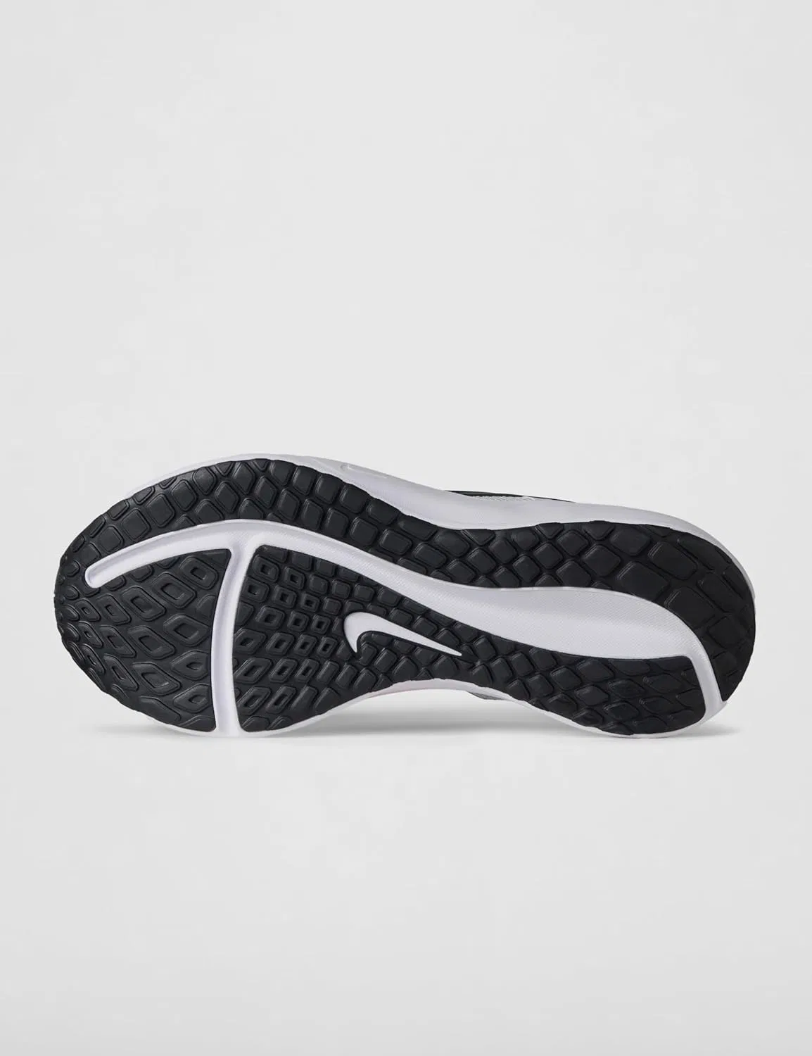 Мужские кроссовки для бега по шоссе Nike Downshifter 13 (очень широкие) Кроссовки для бега по улицам, White Black Pure Platinum Bright Crimson — фото 4
