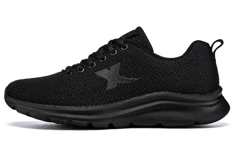 

Кроссовки мужские низкие черные Xtep, Черный, Кроссовки мужские низкие черные Xtep