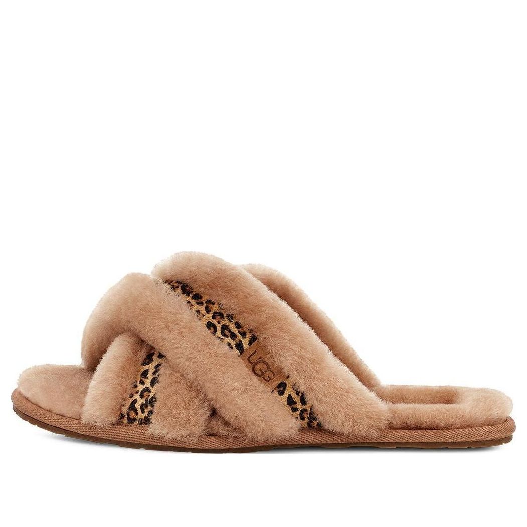 Тапочки (WMNS) UGG Cross Slides 'Chestnut' 1151832-CHE, бежевый