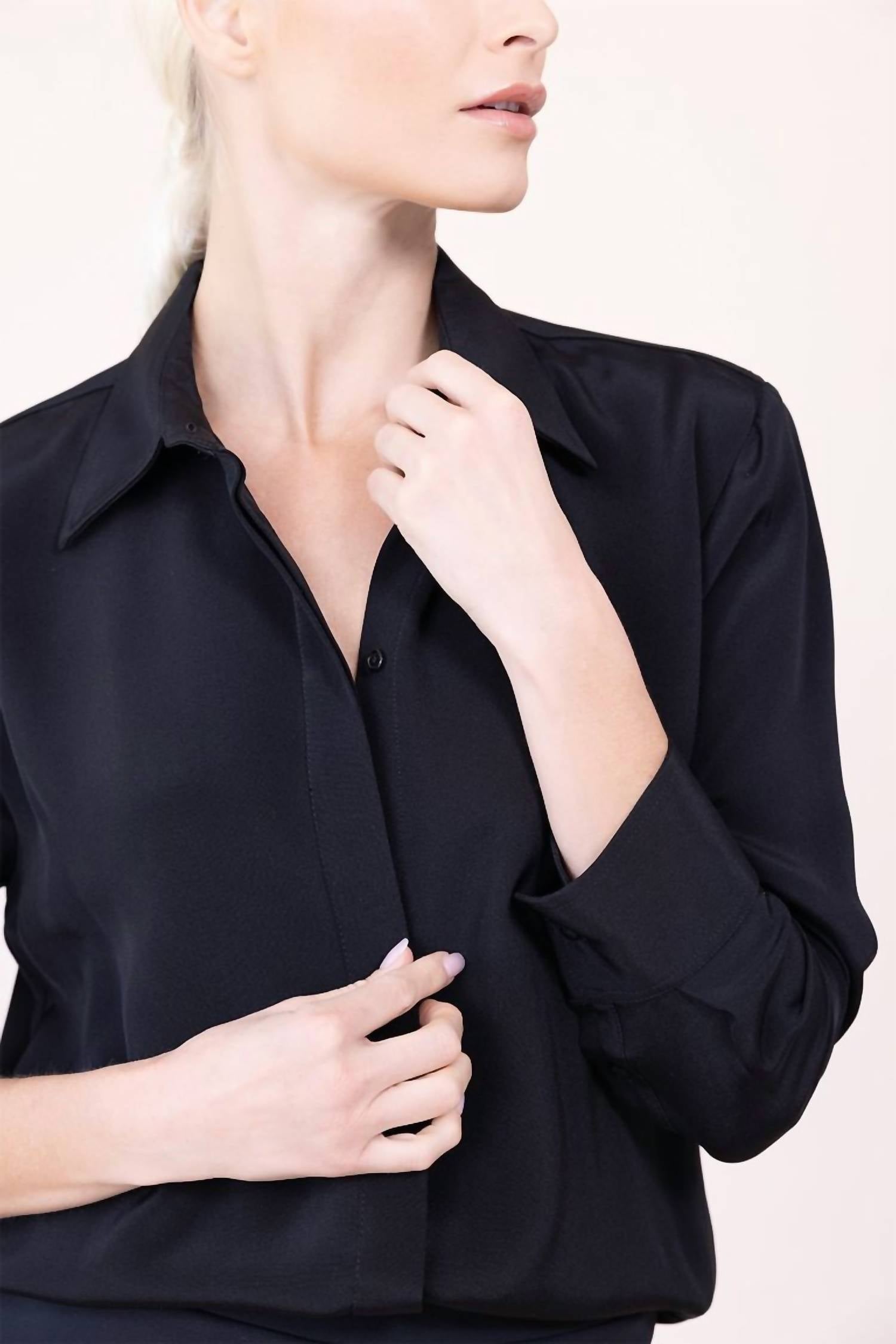 

Сорочка Spence Button Down в черном цвете Brandon Maxwell