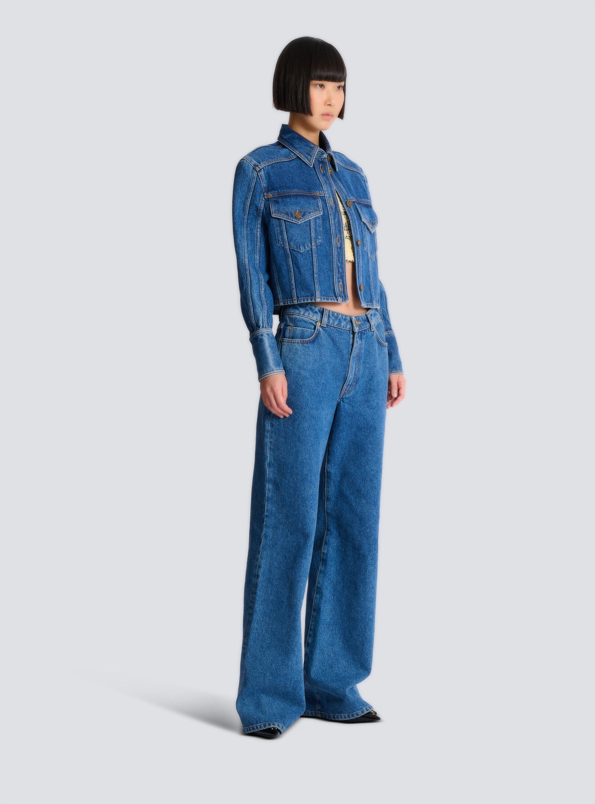 Укороченная джинсовая куртка с эффектом потертости Balmain, синий — фото 3