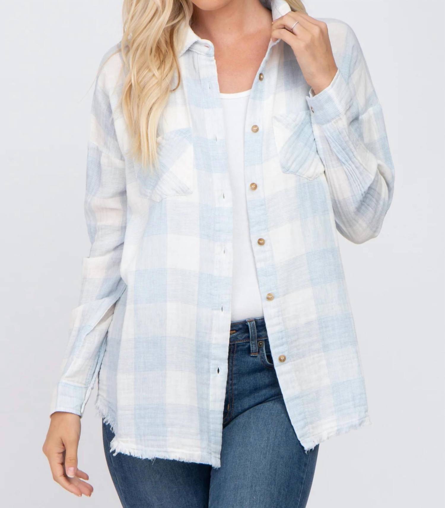 

Хлопковая клетчатая рубашка из марли - плюс в сине-белом цвете Lime N Chili