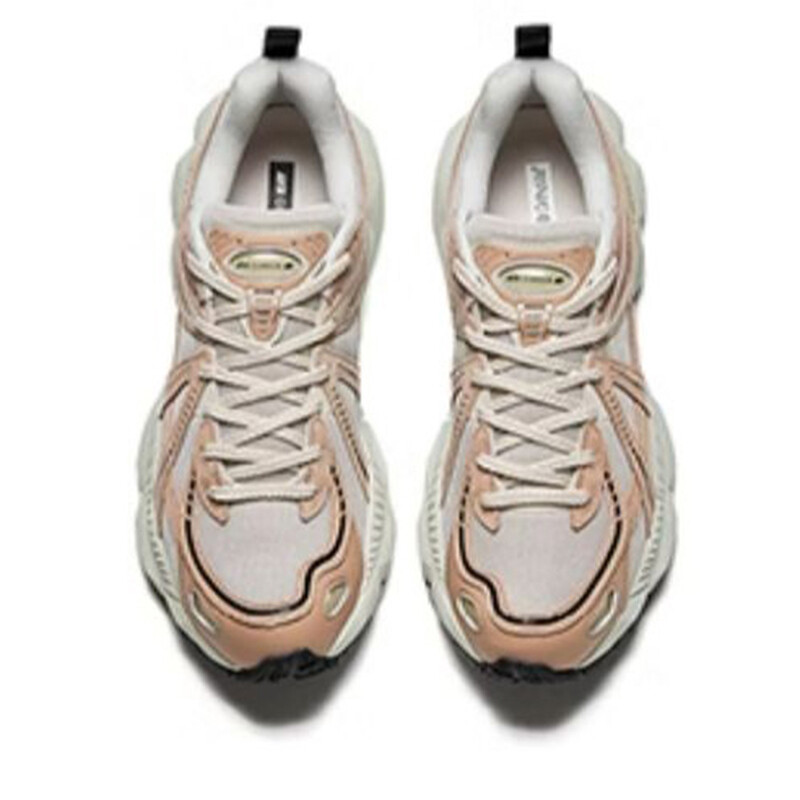 Champion All Weather Series массивные кроссовки мужские низкие мелово-белый / классические коричнево-серый / базовые черный Anta — фото 3
