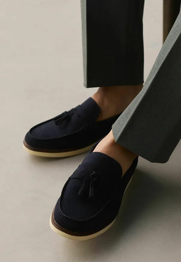 Туфли-лоферы Regular fit embossed tassel loafers . slip ons Next, темно-синий