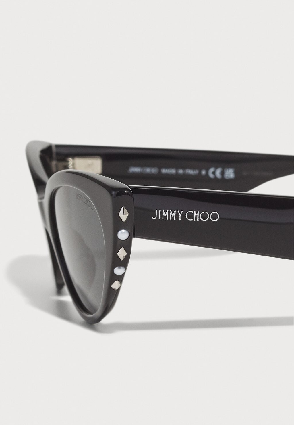 

Солнцезащитные очки Jimmy Choo, черный