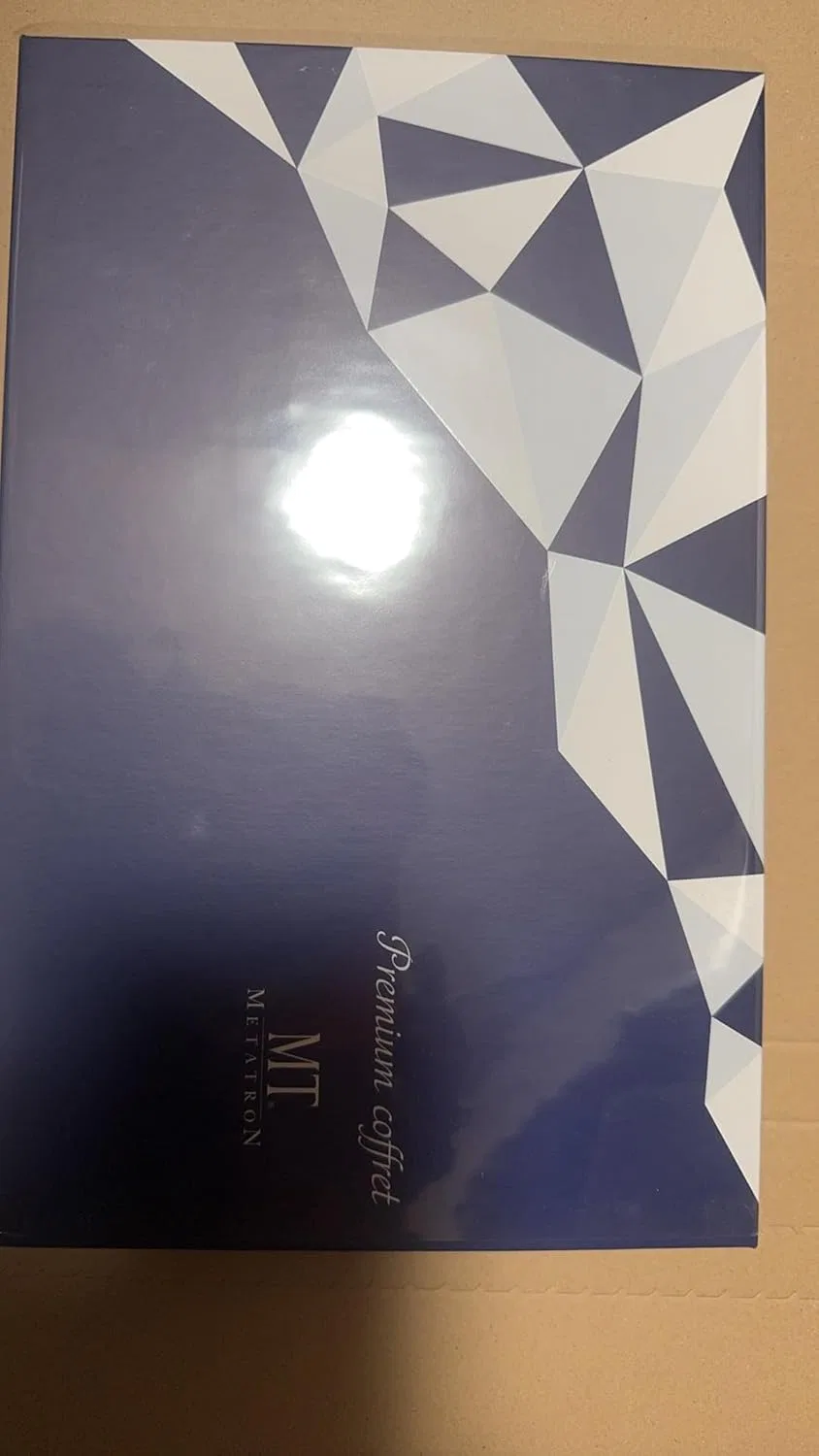 Набор косметики MT Metatron Premium Coffret 2024, 7 предметов