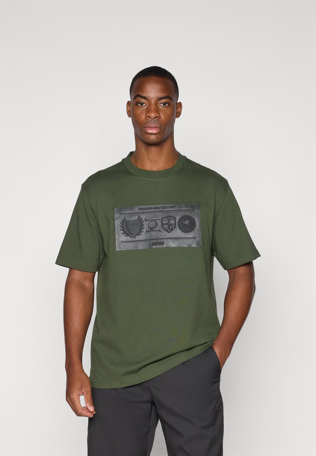 

Спортивная футболка TEE HERITAGE BOSS, зеленый