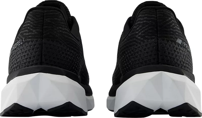 Мужские кроссовки New Balance FuelCell Propel v5, черный — фото 3