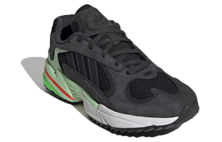 Кроссовки Adidas Originals Yung-1 Trail 'Carbon Glow Green' — фото 2