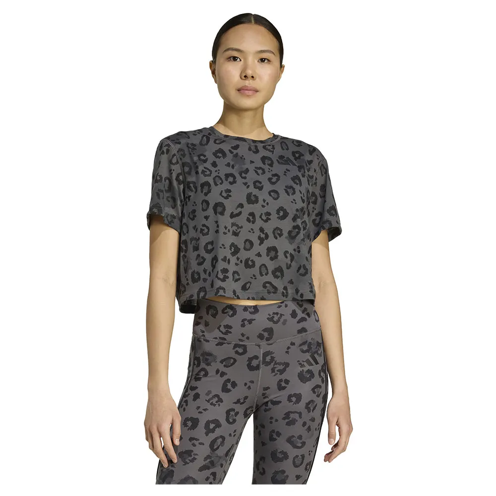 

Футболка с коротким рукавом спортивная adidas Workout Essentials Print, серый