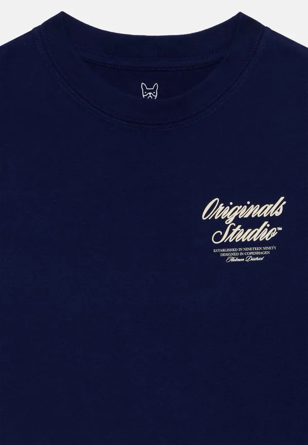 Футболка с принтом jornorrebro typo tee crew neck print tshirt Jack & Jones Junior, Ocean Cavern — фото 3