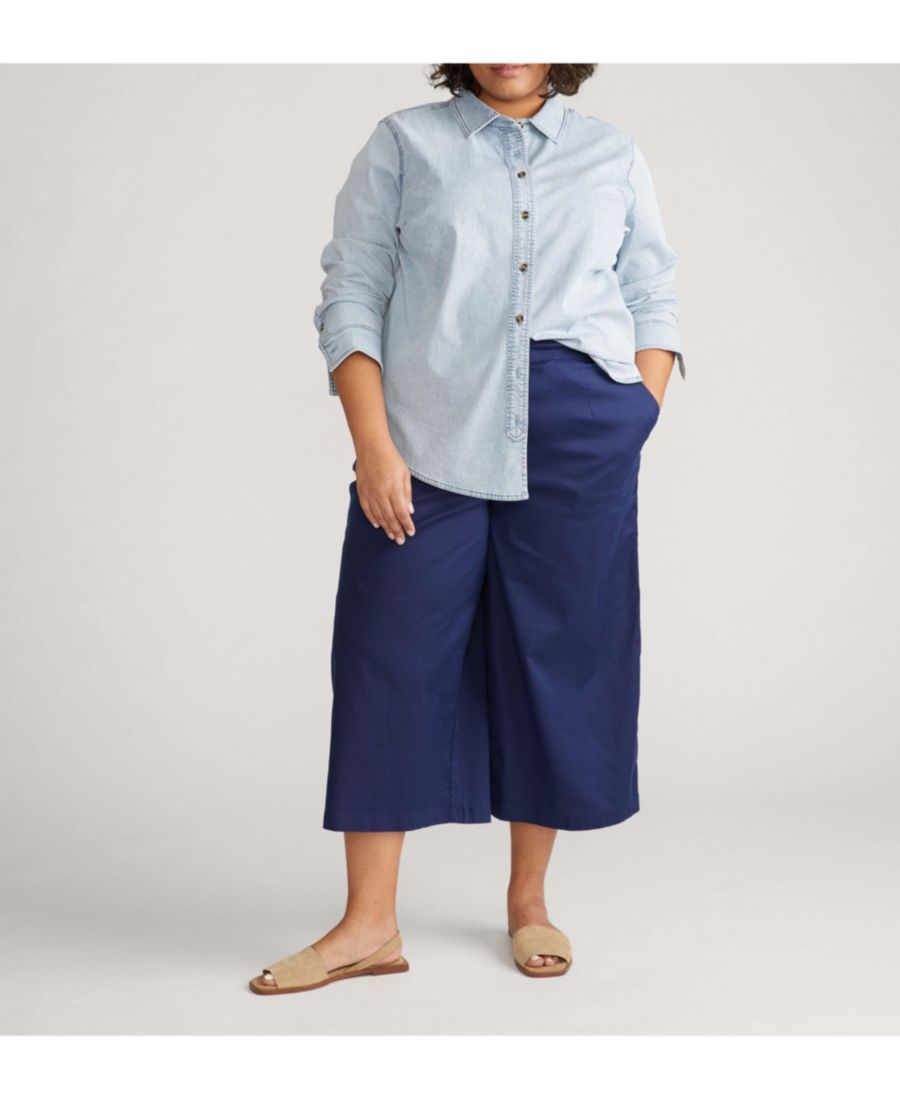 

Рубашка из эластичного хлопка шамбре больших размеров в минималистичном стиле Universal Standard, Heritage blue