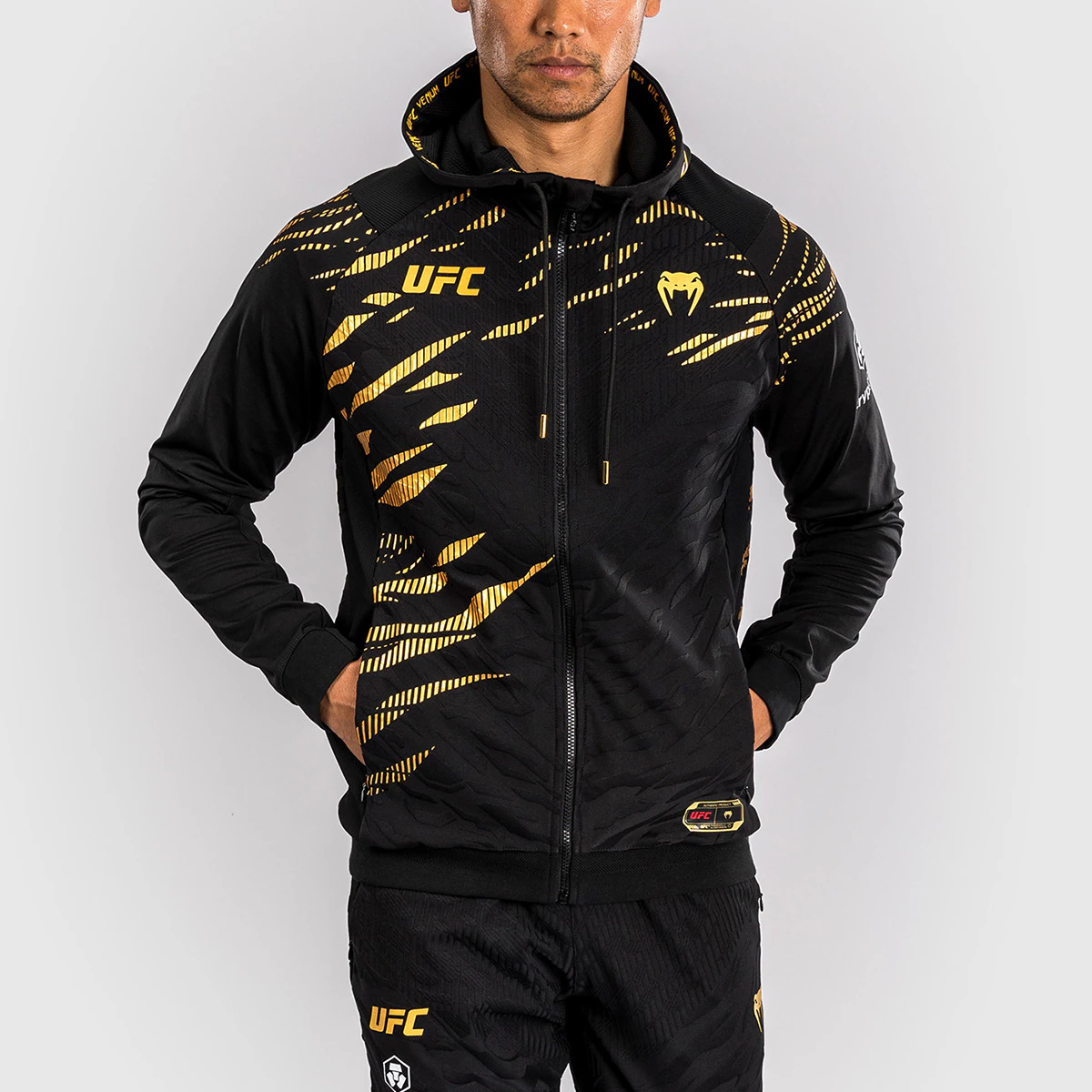 

FC Fusion Authentic Fight Night Venum Мужская толстовка, чёрный