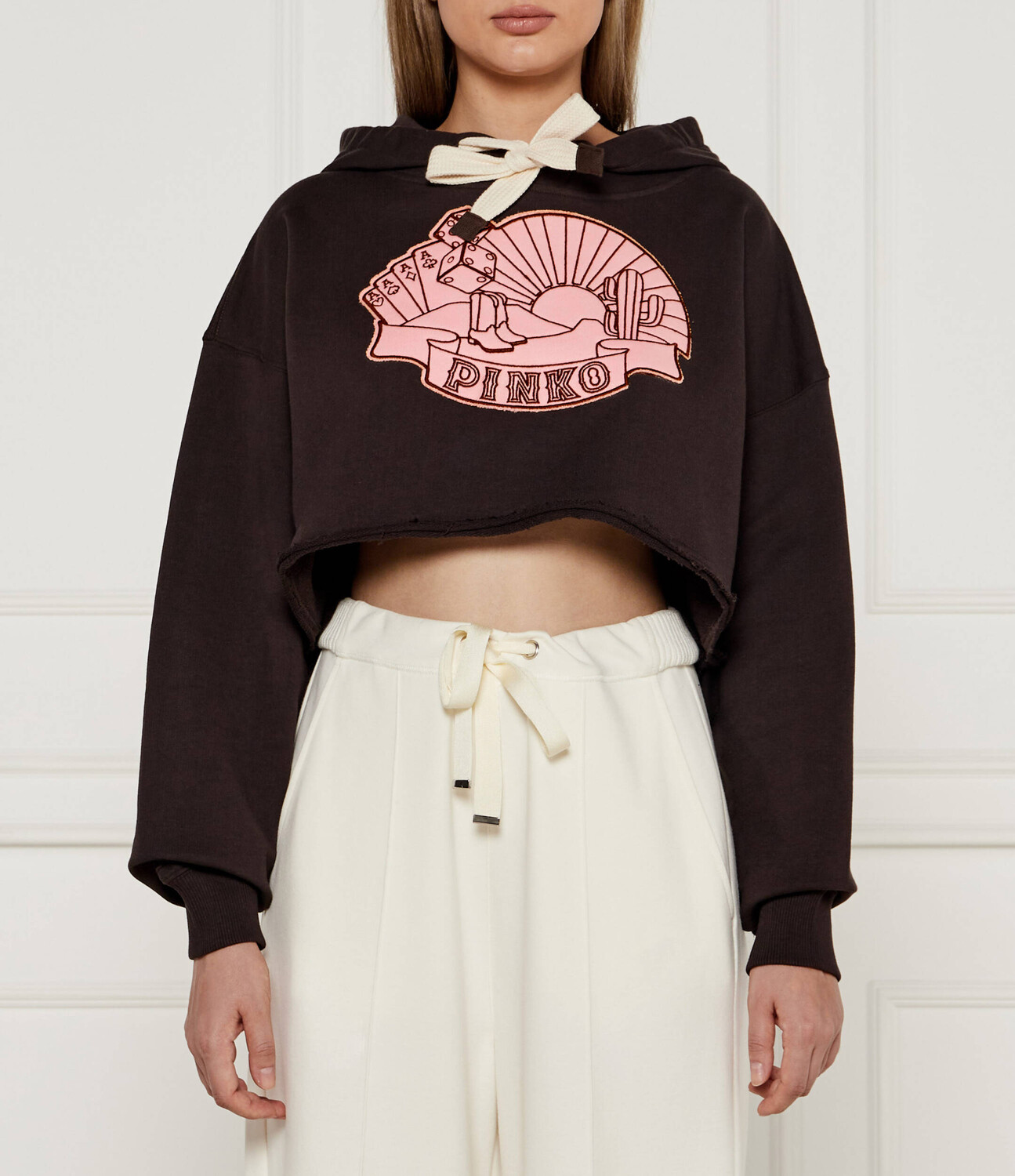 

Толстовка Pinko ROMANZA Cropped Fit, коричневый