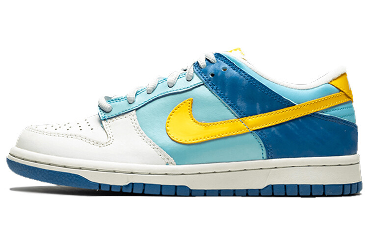 Кроссовки Nike Dunk Kids' Skateboarding Shoes Grade School