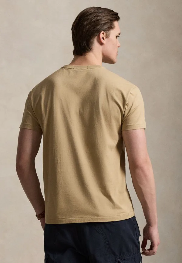 Классическая спортивная футболка-поло с принтом Polo Ralph Lauren, Vintage Khaki — фото 3