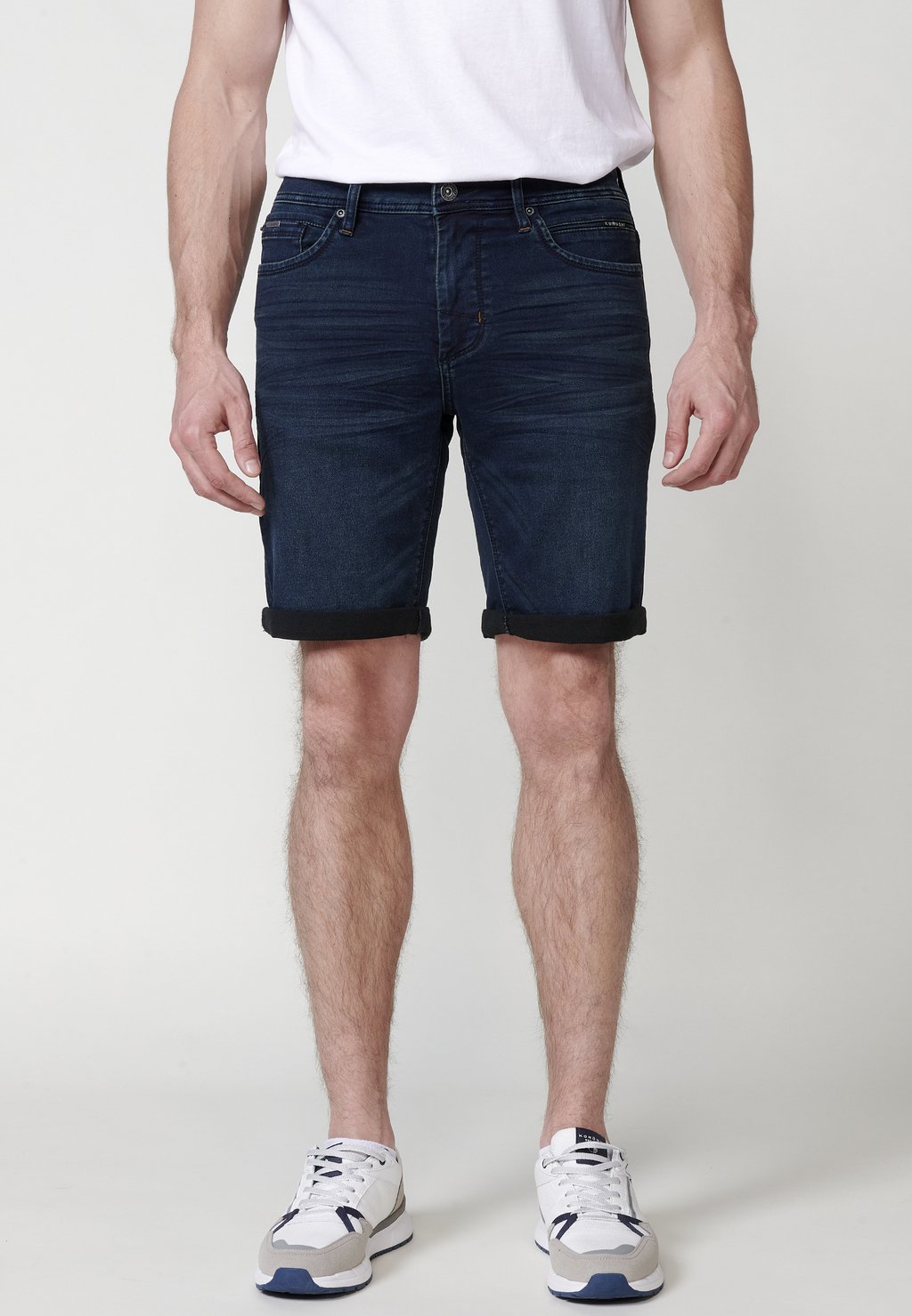 

Джинсовые шорты REGULAR BERMUDA WITH FIVE POCKETS Koroshi, темно-синий