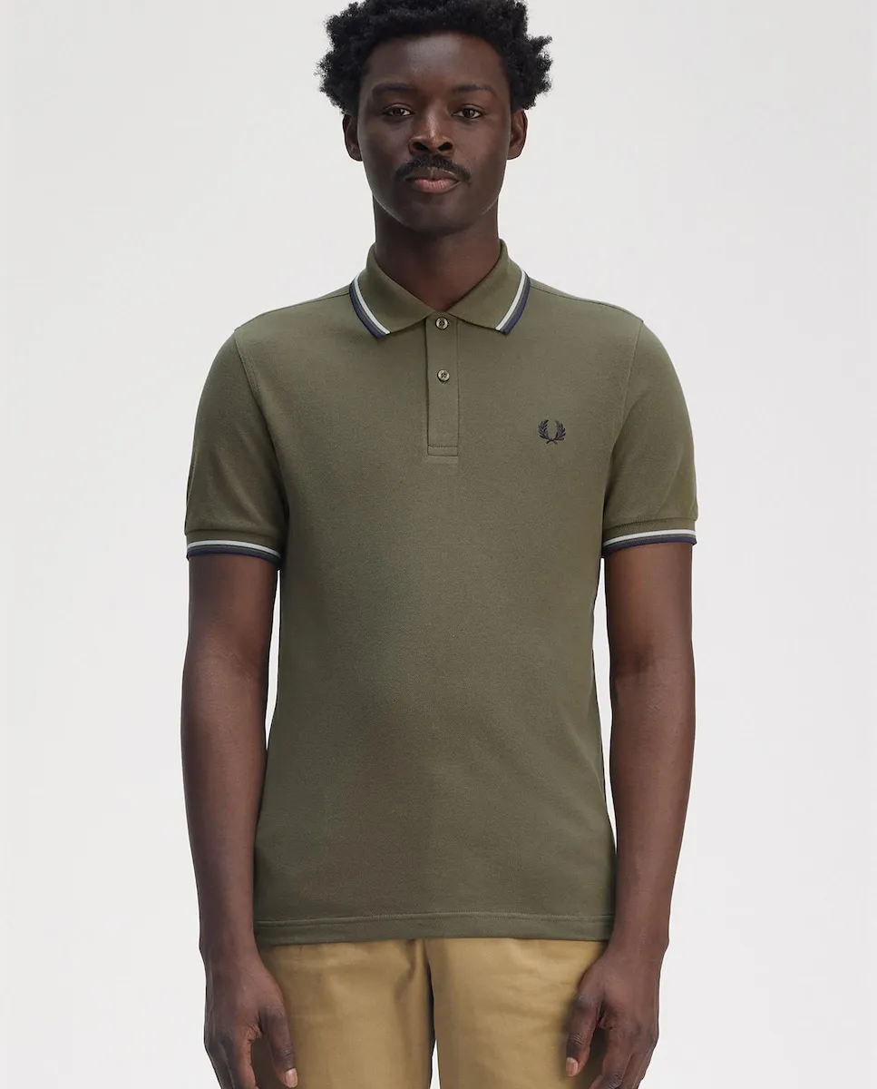 

Мужская поло с коротким рукавом и контрастной отделкой Fred Perry, военный зеленый