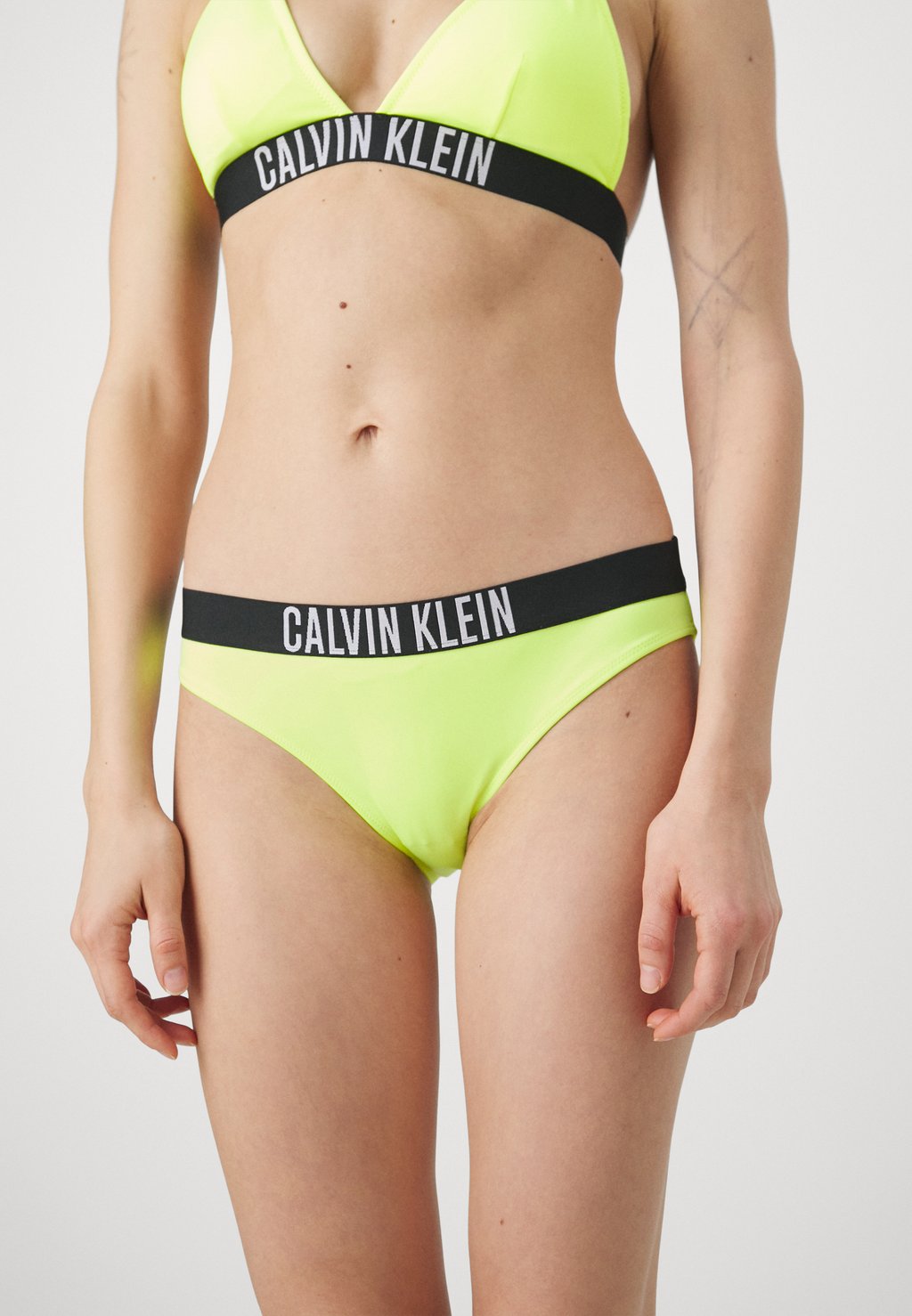 

Низ бикини Calvin Klein Swimwear, цитрусовый взрыв