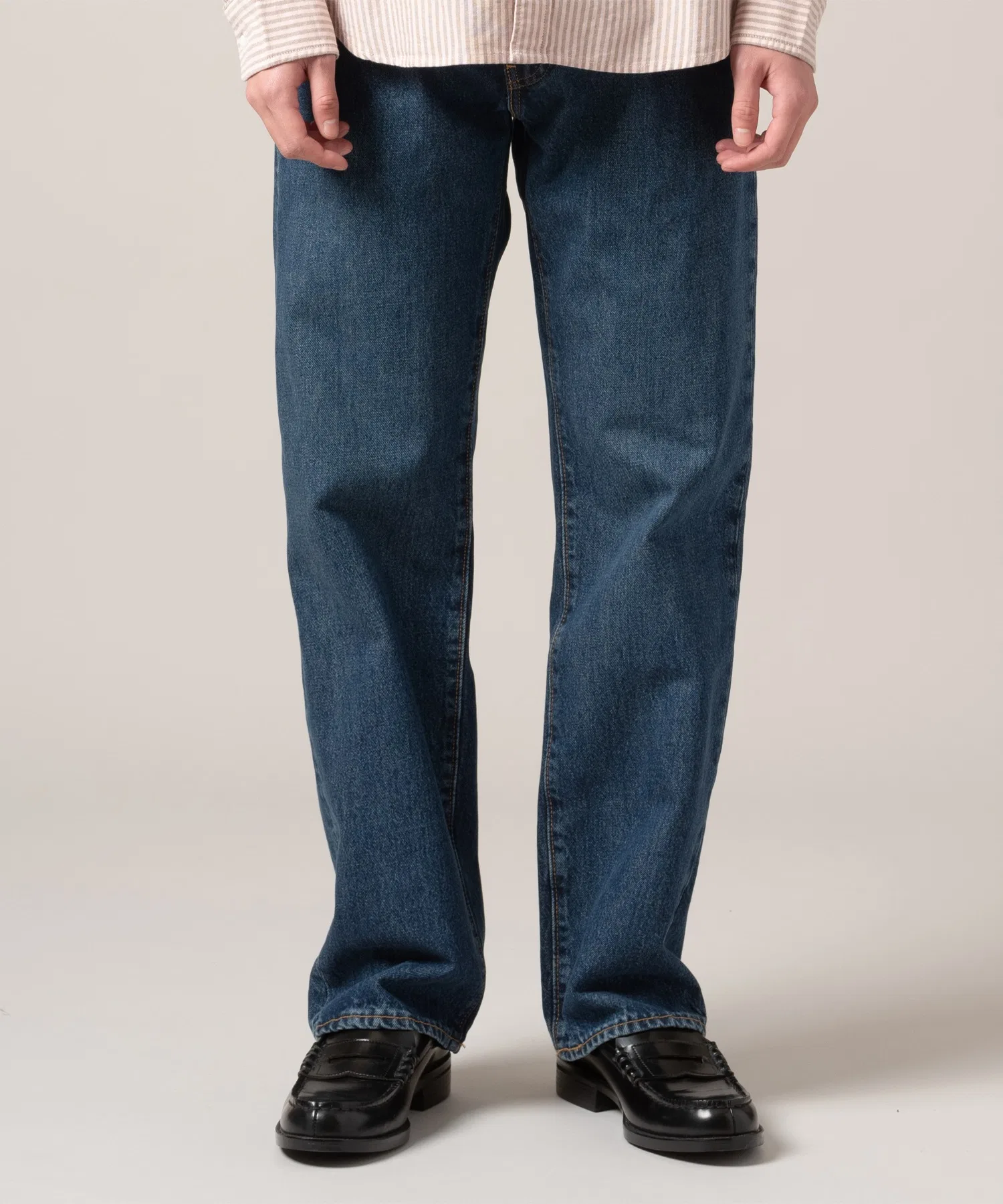 Джинсы Levi's 555™ Relaxed Straight, темно-синие.
