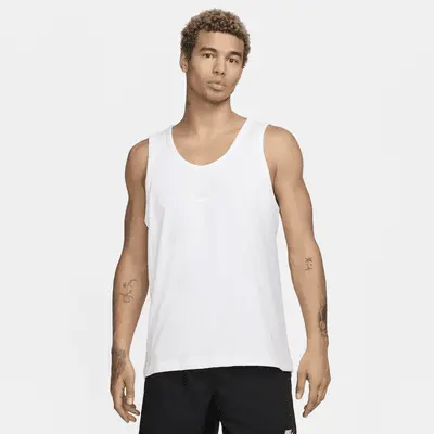 

Футболка Nike Sportswear Premium Essentials, белый