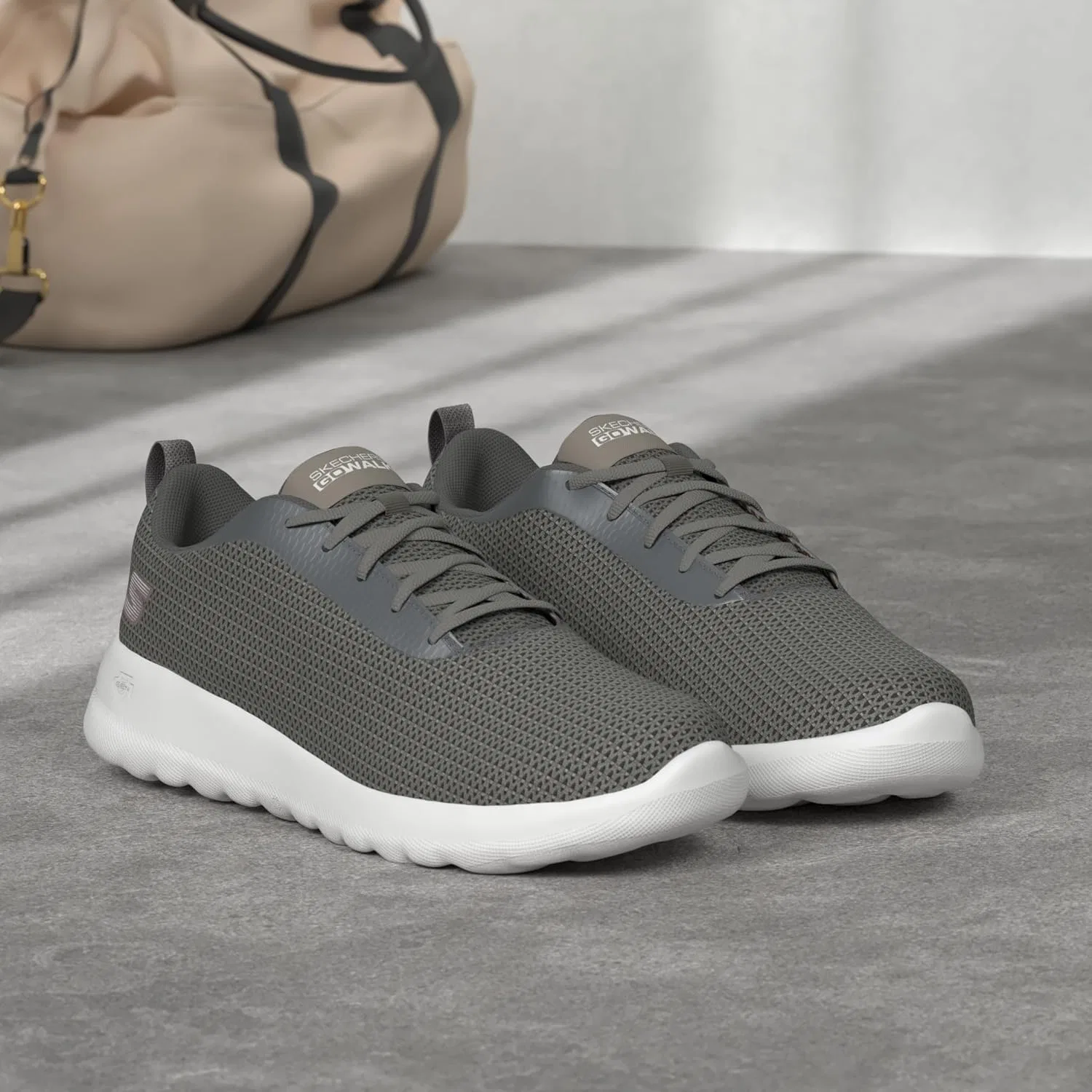 Мужские прогулочные кроссовки Skechers Go Walk Max Effort, Charcoal Textile Trim — фото 2